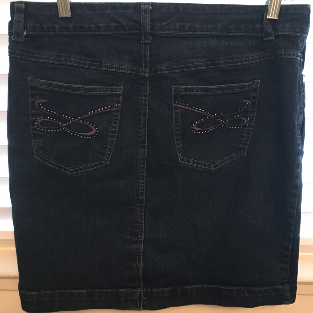 Style & Co embellished Jean skirt MSRP 49!!